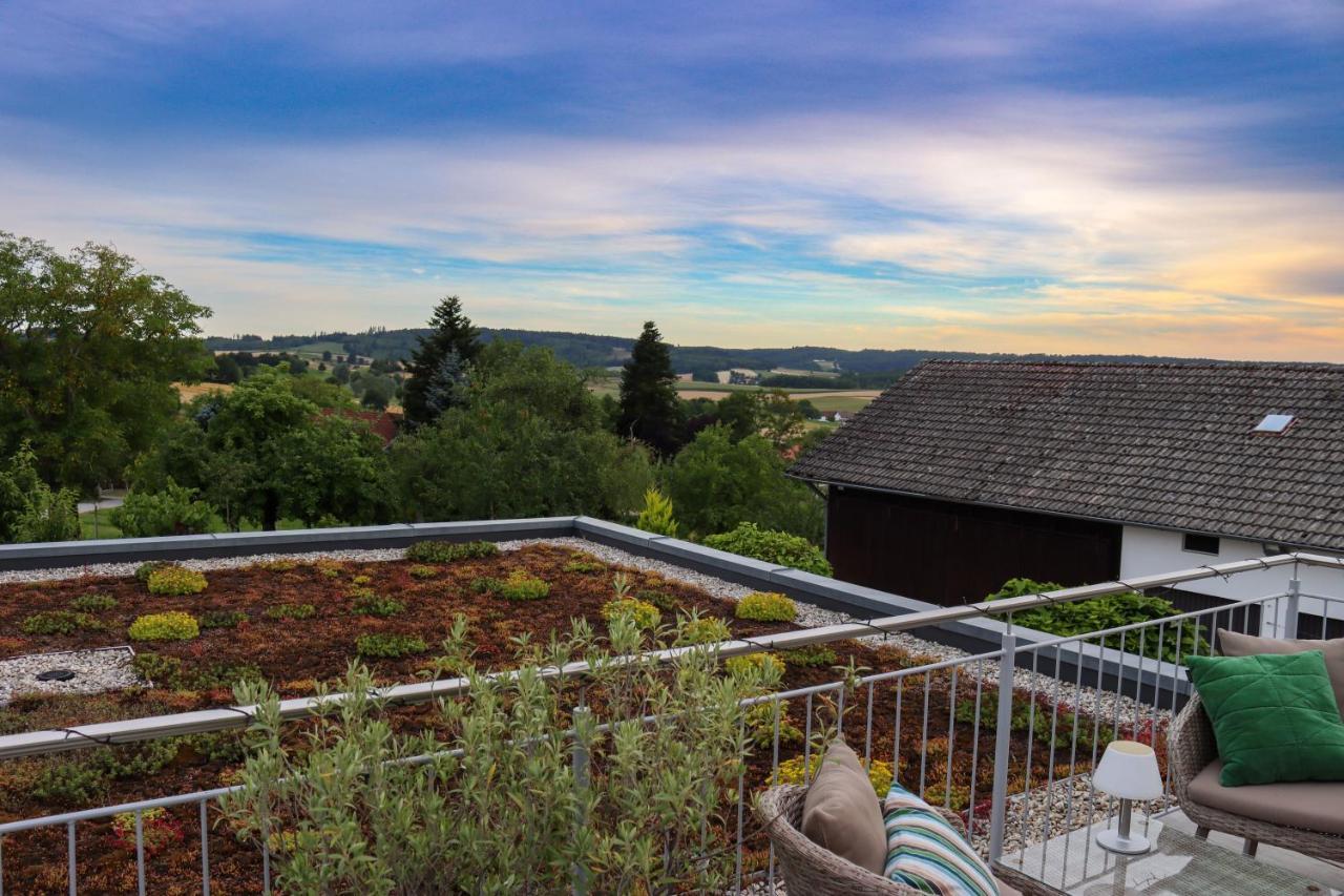 Moderne Ferienwohnung Naehe Bad Griesbach, Haarbach Bagian luar foto